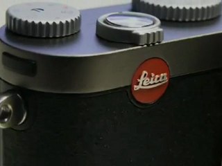LEICA X1