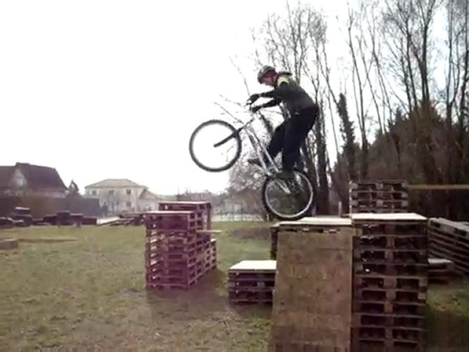 VTT Trial Bertrand à Frignicourt Vitryal51
