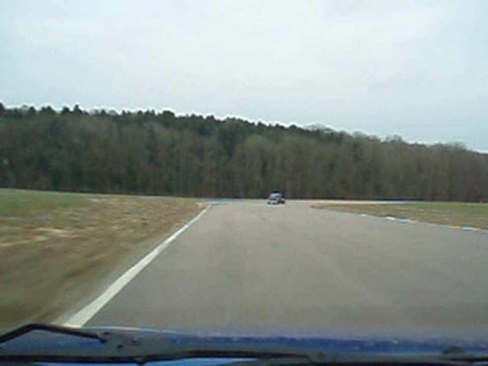 Saxo VTS 16v Ecuyers mars 2010