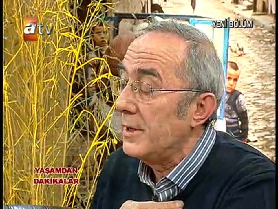 YAŞADIKLARIMDAN ÖĞRENDİĞİM BİR ŞEY VAR      ATAOL BEHRAMOĞLU