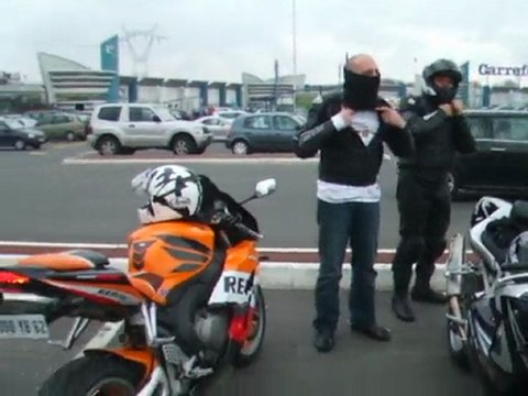 Manif FFMC 13 mars 77 Pontault Combault direction Vincennes