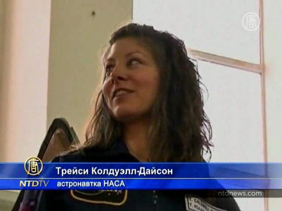 Космонавты сдают предполётные экзамены