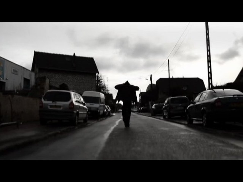 Saké feat. Zakia - Le Maximum (Prod : Crown)