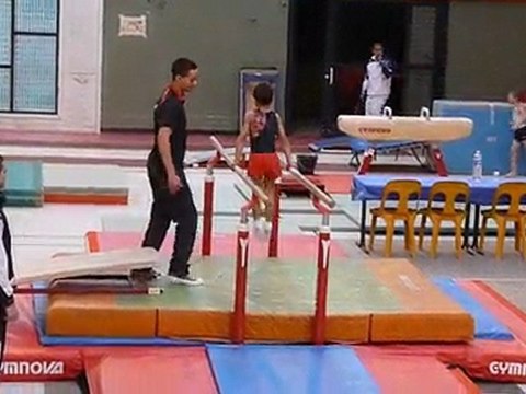 Gymnastique Versailles (Macéo parallèles, équipe 2 Vélizy)