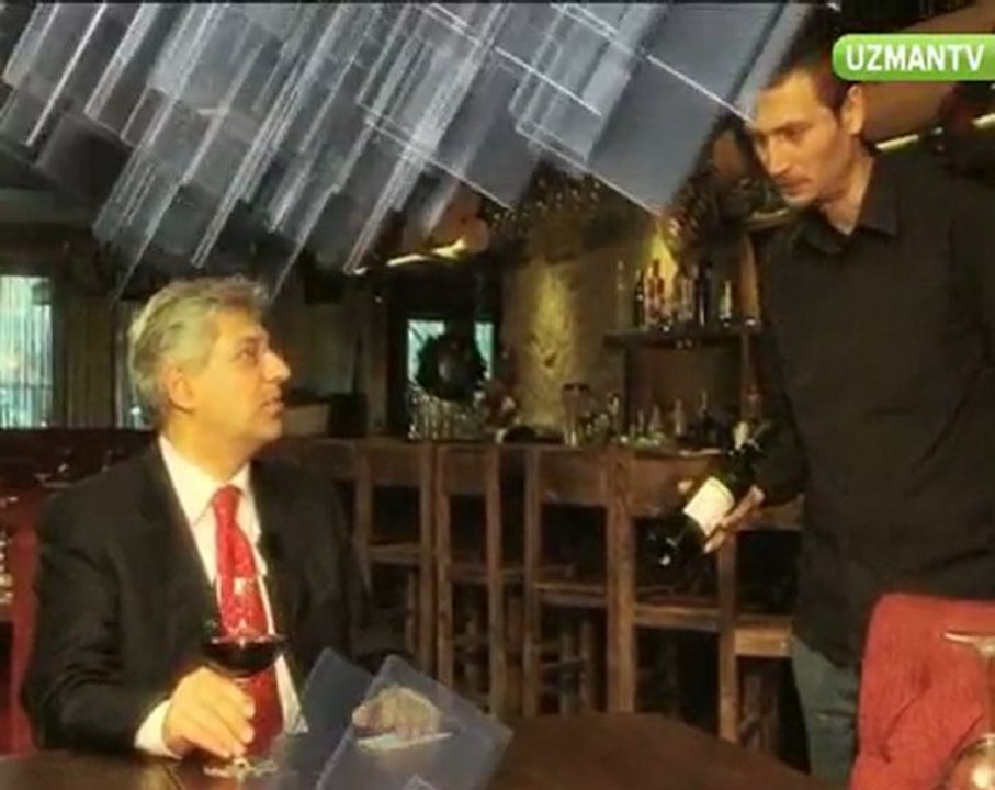 Restoranda masaya gelen şarabı nasıl geri çeviririz