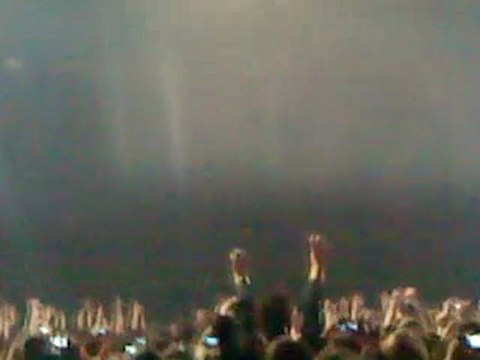 INDOCHINE live épernay intro + go rimbeau go