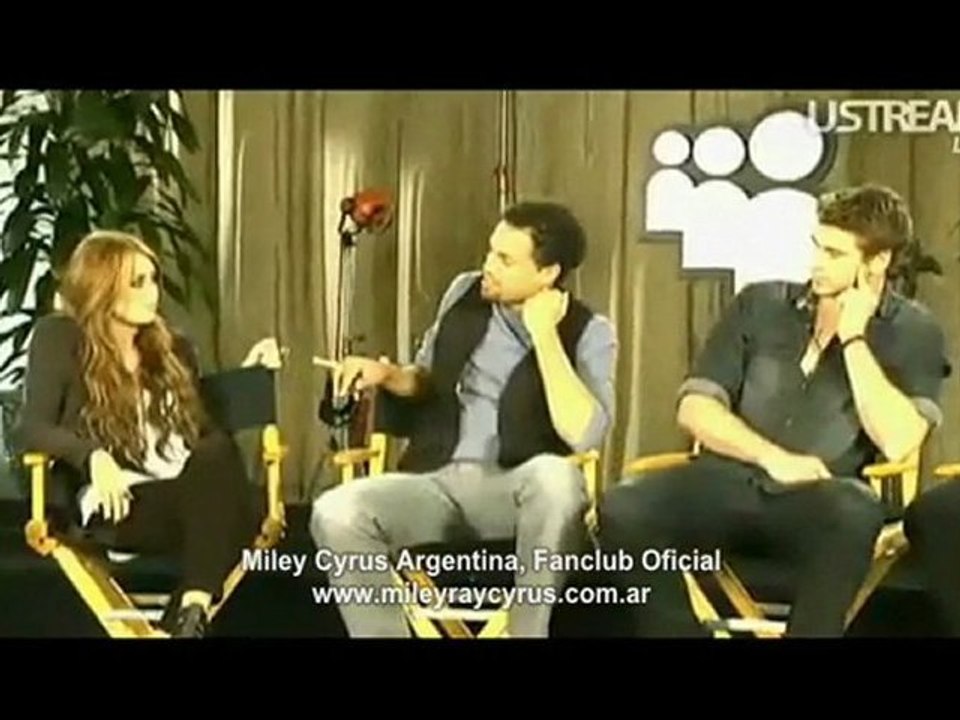 The Last Song Cast Livechat - Part 2
