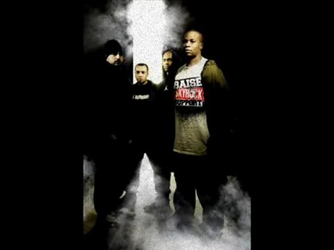 Ekoue feat le bavar-C'est juste d'etre vivant