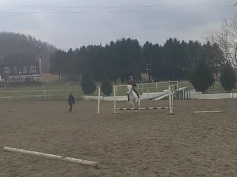 jenny saute avec SA PONETTE