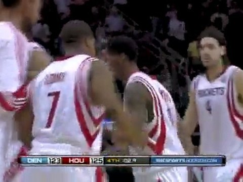 Aaron Brooks nails the game-winning jump-shot to thrill the