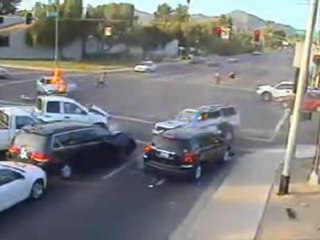 Incidente terribile all'incrocio