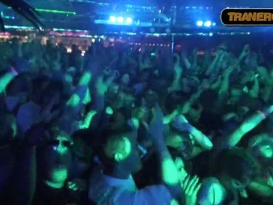 ARMIN VAN BUUREN @ MONDAY BAR SPRING BREAK CRUISE 2010