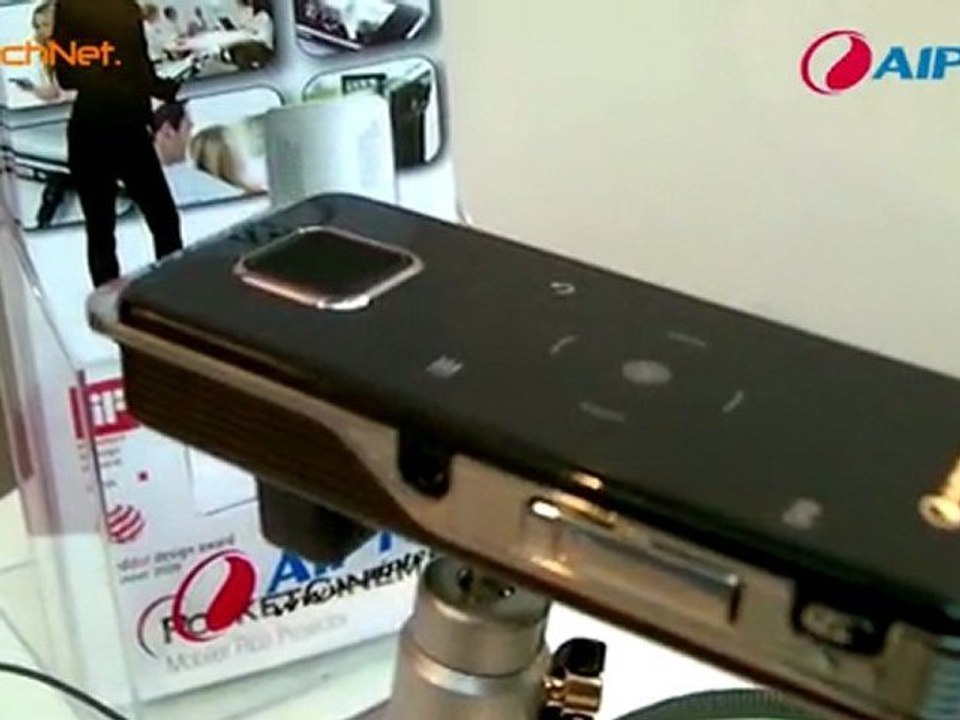 Aiptek PocketCinema V20 Pico LED Projector