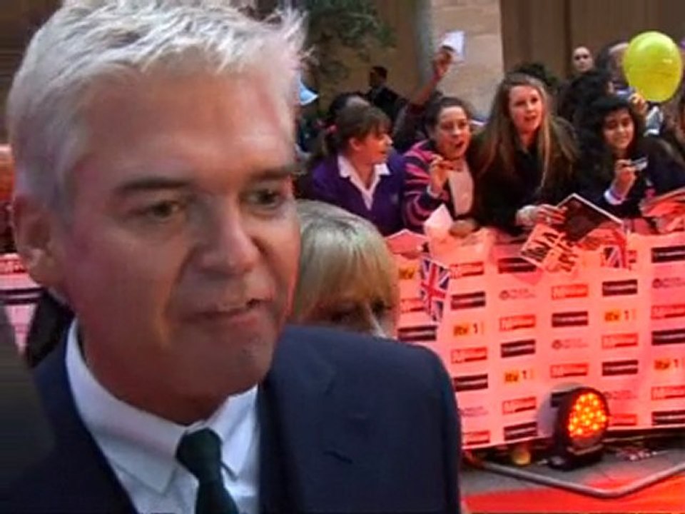 Alex Carter returns to Hollyoaks