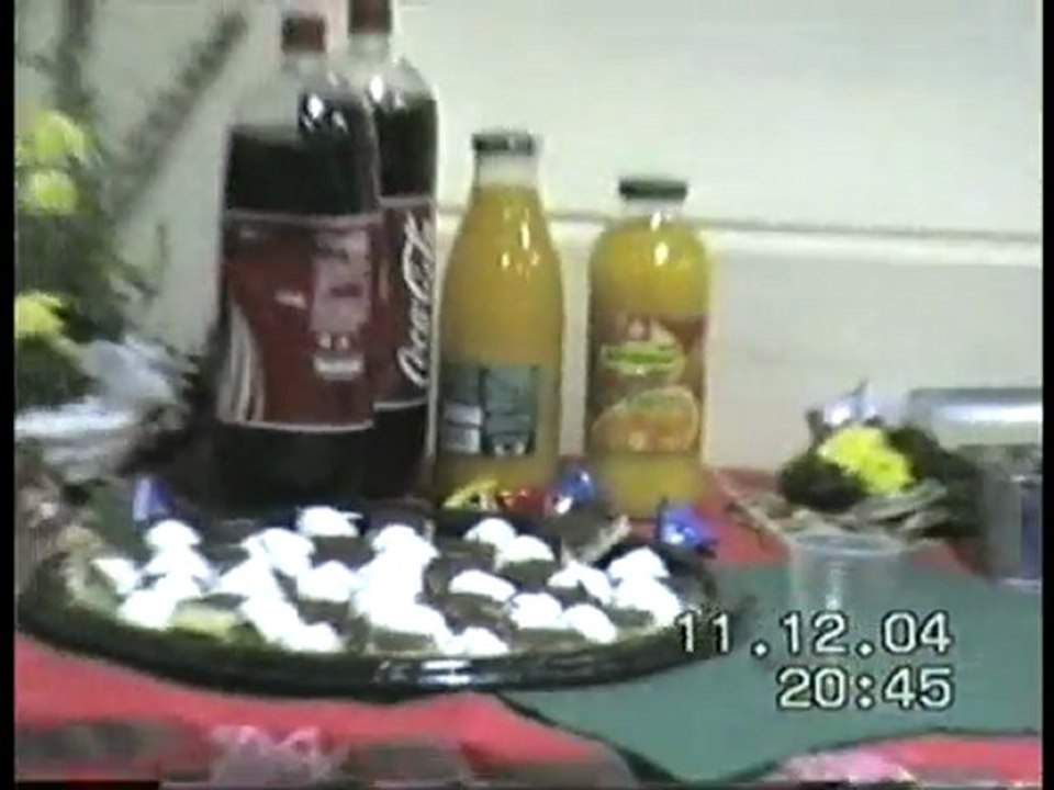 Voici Noël / Minuit chrétien (APEC Fête de Noël -2004 - 8/8)