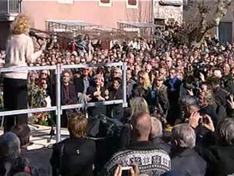 Francesca Solleville et Isabelle Aubret chantent Jean Ferrat