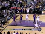 Tyreke Evans gets the ball to Spencer Hawes and he finishes