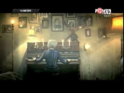 Emre Aydın – Bu Yağmurlar [Video Klip 2010 H.Q] By Yiğitcan