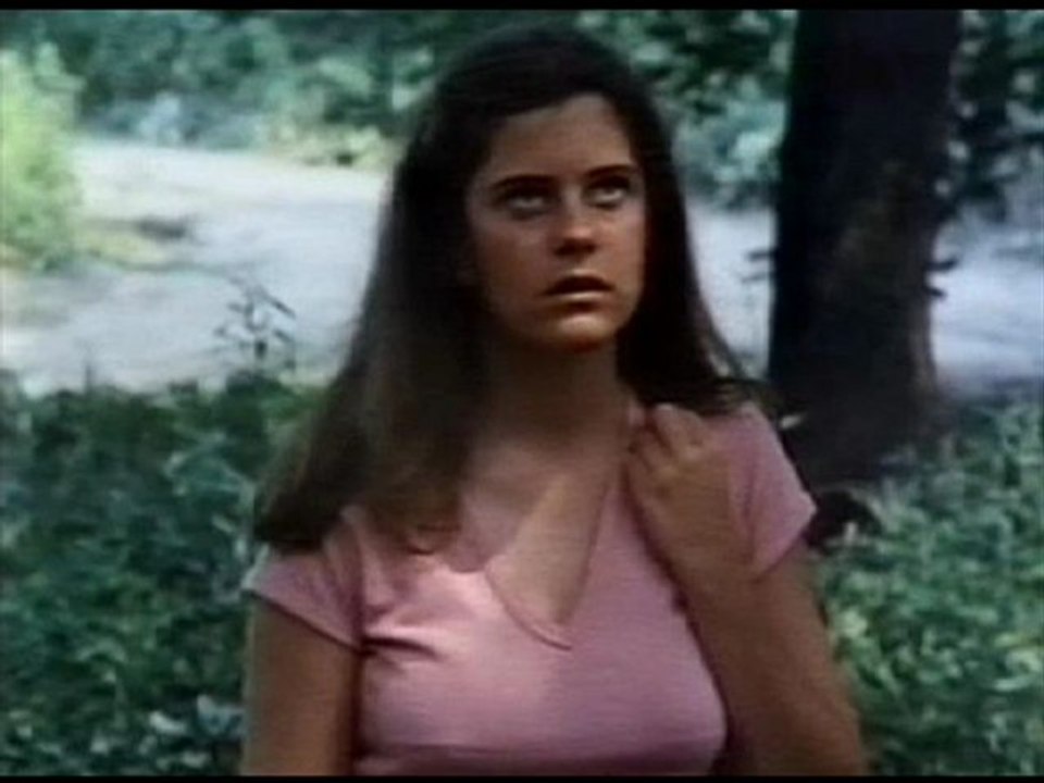 Funeral Home (1980) Part 1/13