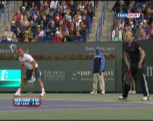 Agassi agace Sampras sur le court