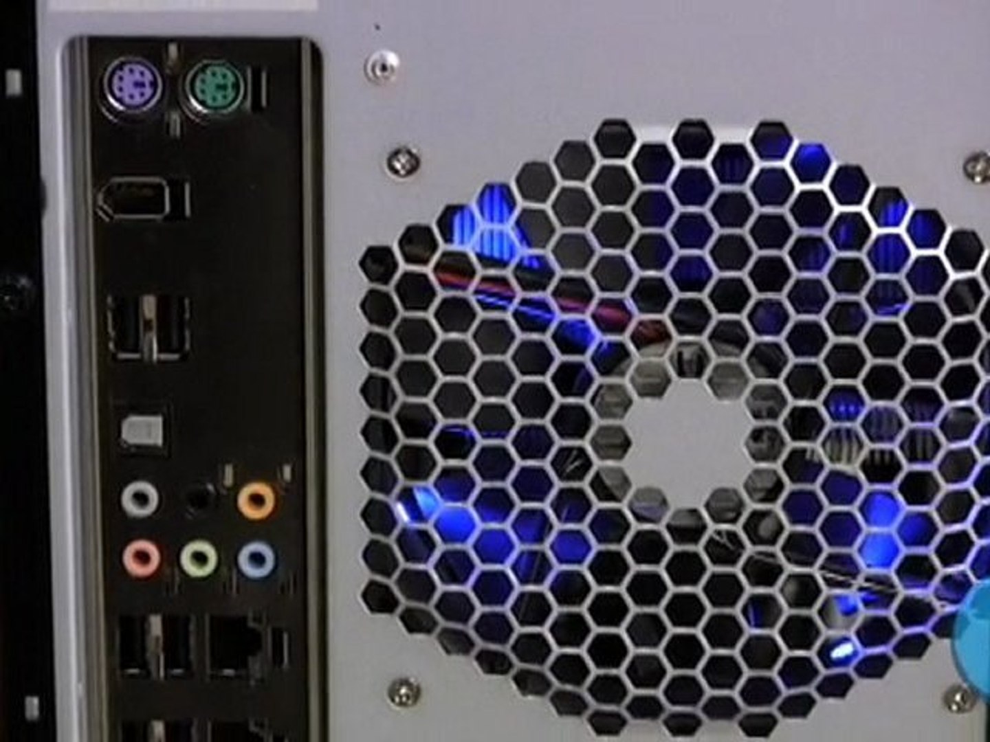 ⁣Uberclok Reactor Gaming PC
