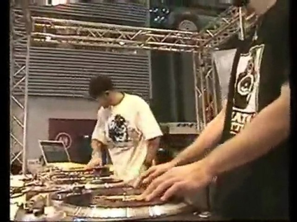 DJ Matt.J, Dj Supaphonik, Dj Delta traktor scratch demo