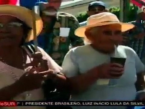 Adultos mayores reclaman pensión alimentaria en Paraguay