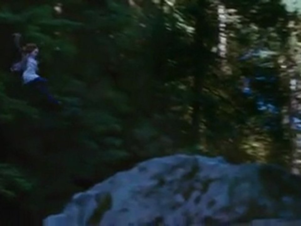 Arnold doesn't like the Twilight Eclipse trailer...