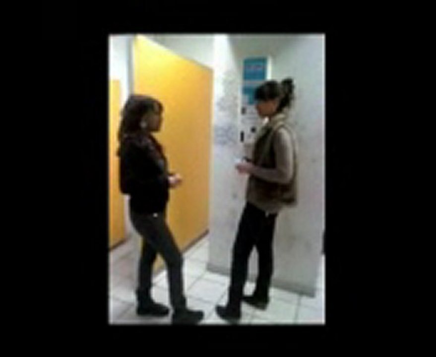 Les capotes au lycée