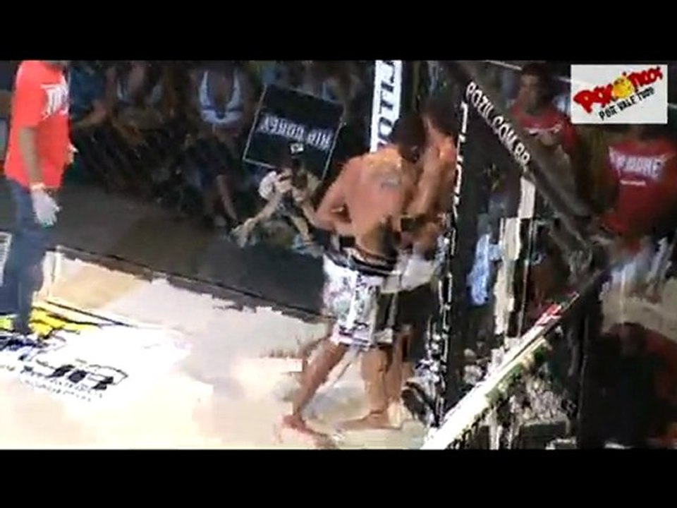 BOBO ESPONJA VS COELHO 2º ROUND