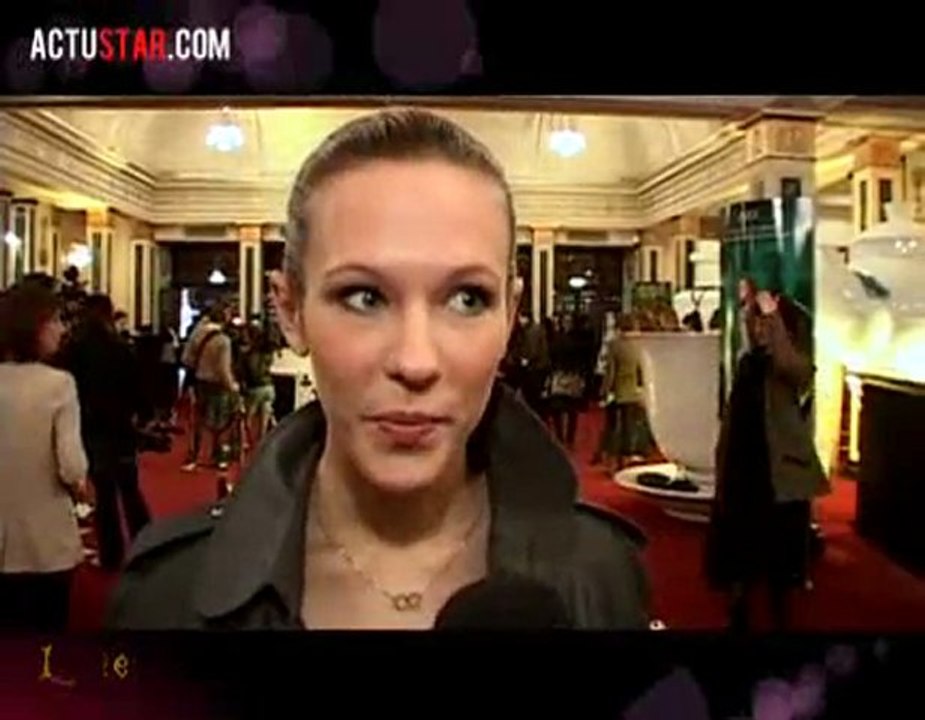 Lorie à l'AVP d'Alice Au Pays des Merveilles