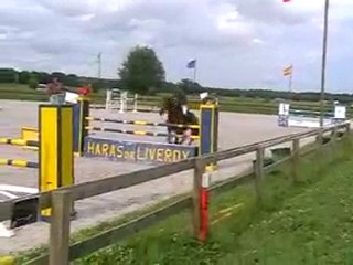 Loyal Val Menard ep 1m25