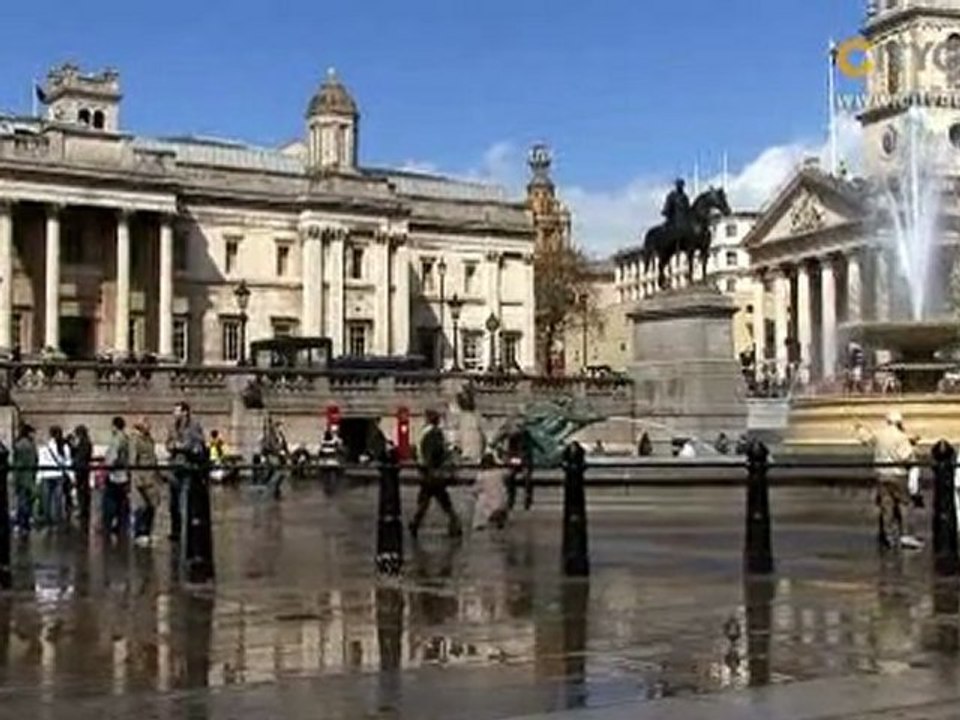 TrafalgarSquare-NationalGallery, London