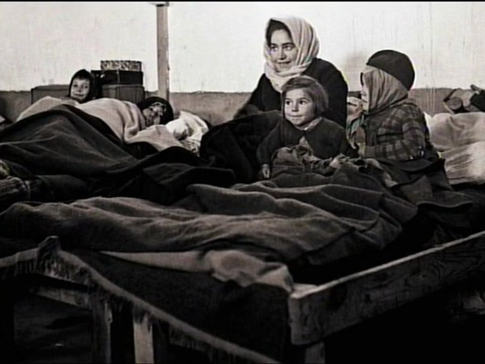 LA FRANCE DES CAMPS 1938-1946 - Extrait 4
