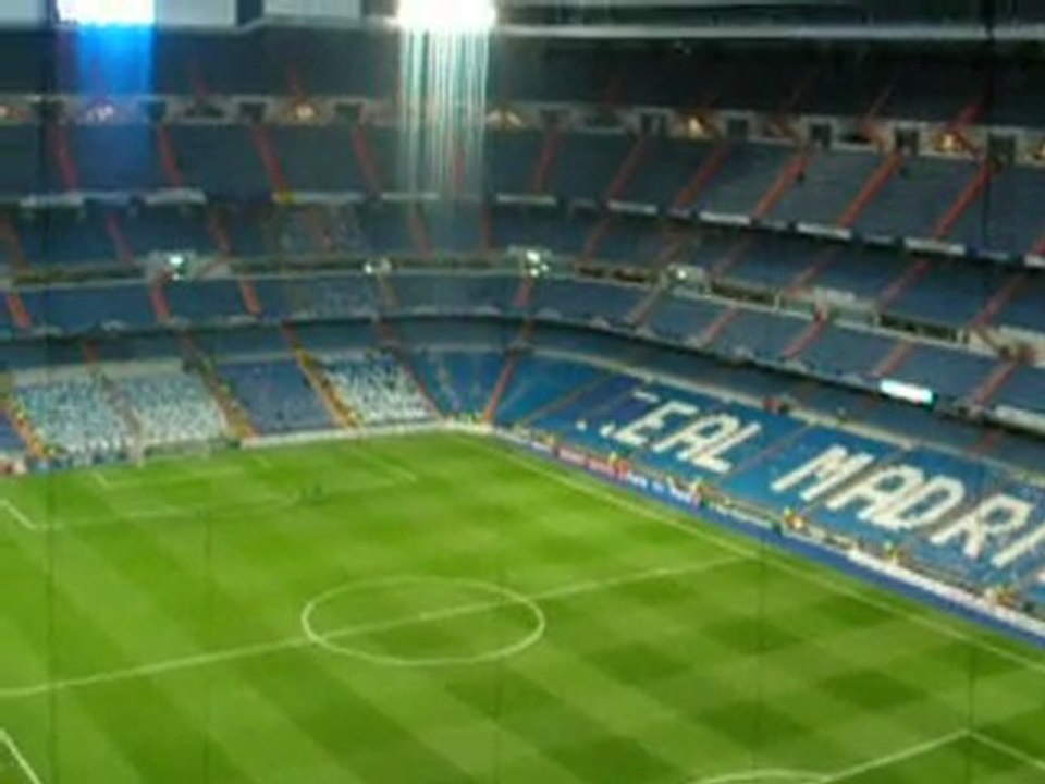 ARRIVEE DES LYONNAIS DANS LE STADE A MADRID !