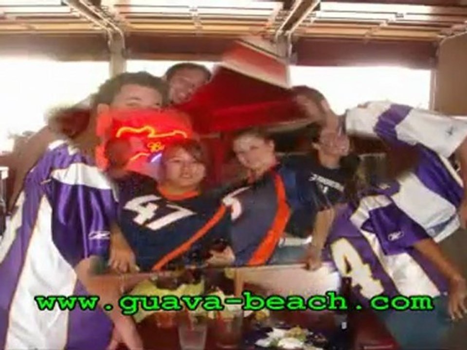 Sports Bars In Mission Beach + Best Beach Bar!