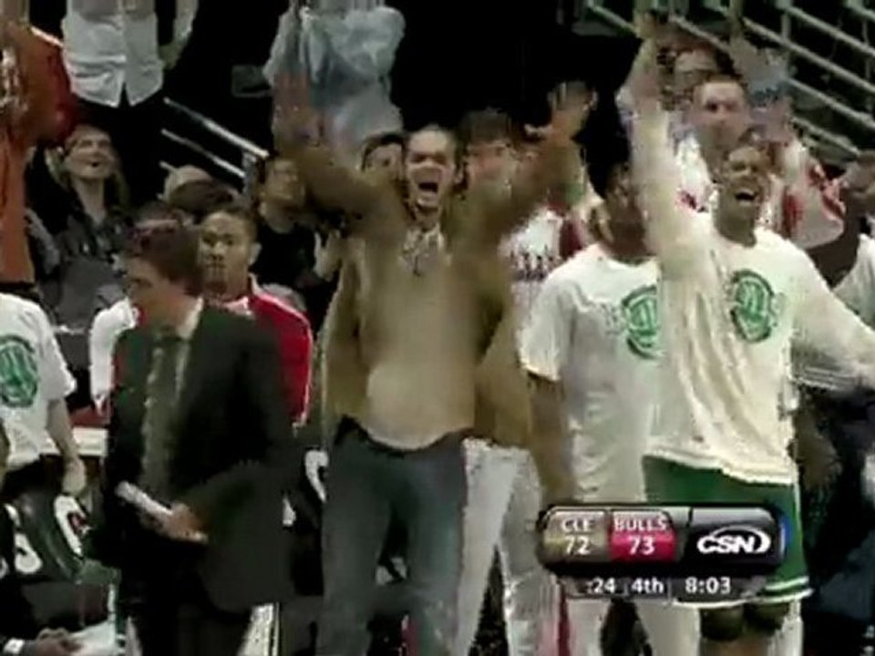 Ronald Murray gets the steal and takes it in for the easy bu