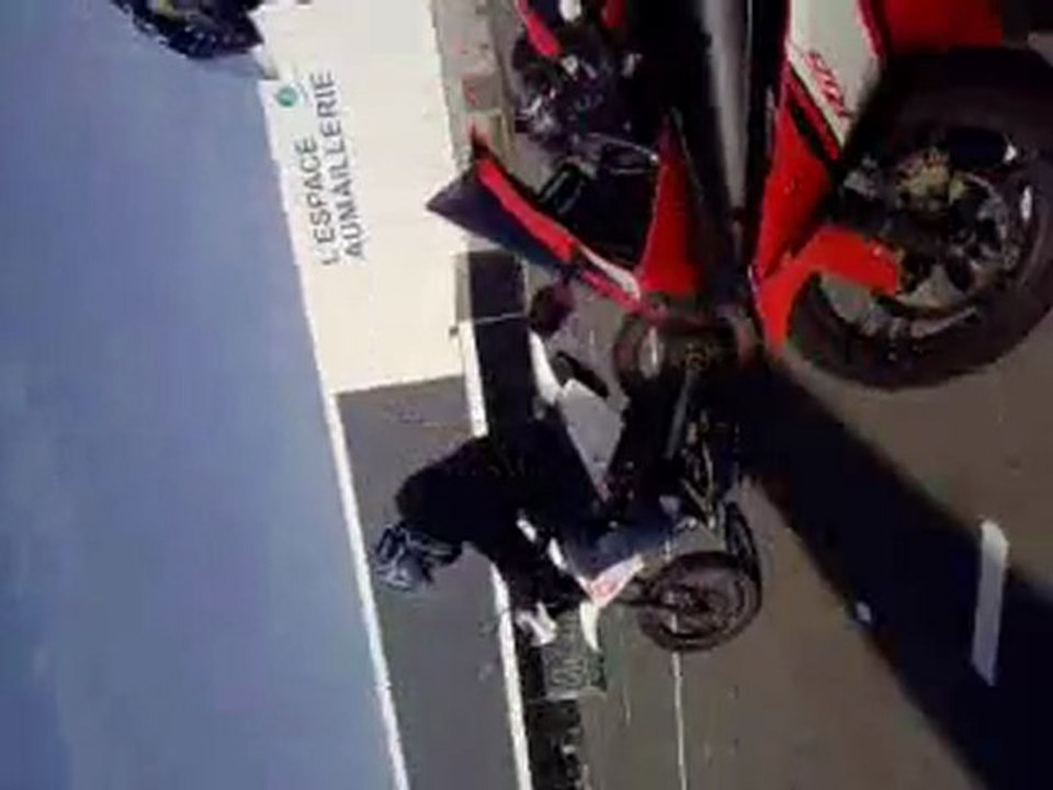 205 vs yzf-r 125 pot scorpion vs 50 carbu 19 et pot scr