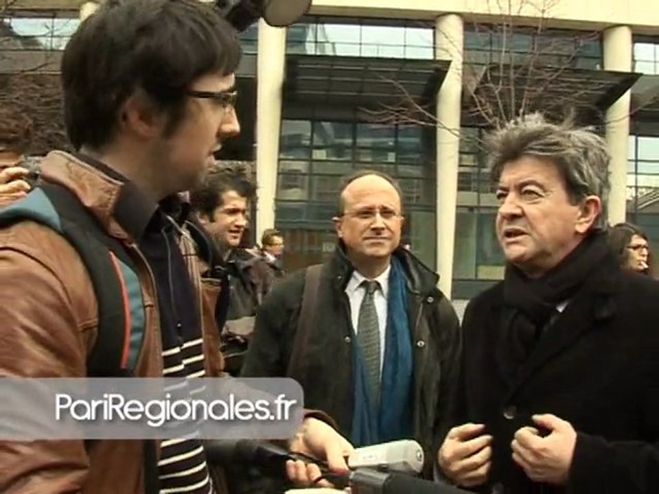 Jean-Luc Mélenchon s'emporte face à un étudiant en journalisme