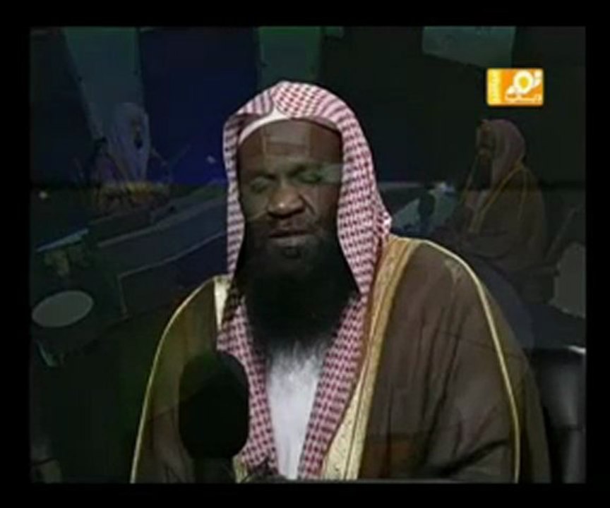 une tre belle recitation du cheik Al-Kalbani