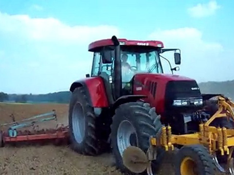 Case cvx 160 aux préparations des terres à maïs 2010