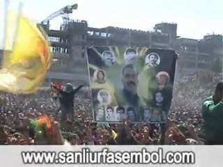 nevruz halaylar eşliğinde kutlandı