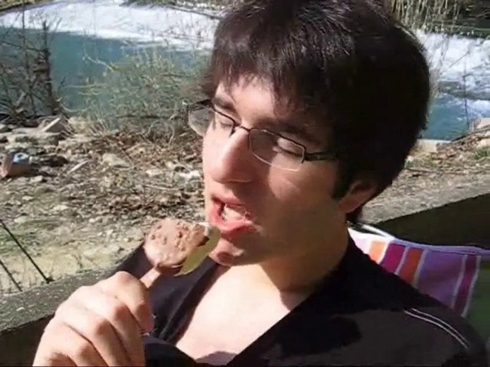 La Parodie du Samedi - Pub glace ICE CREAM avec Barrry White