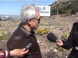 BURDUR Emniyet Müdürü Celal Aydoğan, ağaç dikti