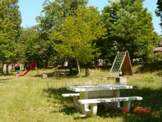 hameau des genêts, la vidéo village de gites de France
