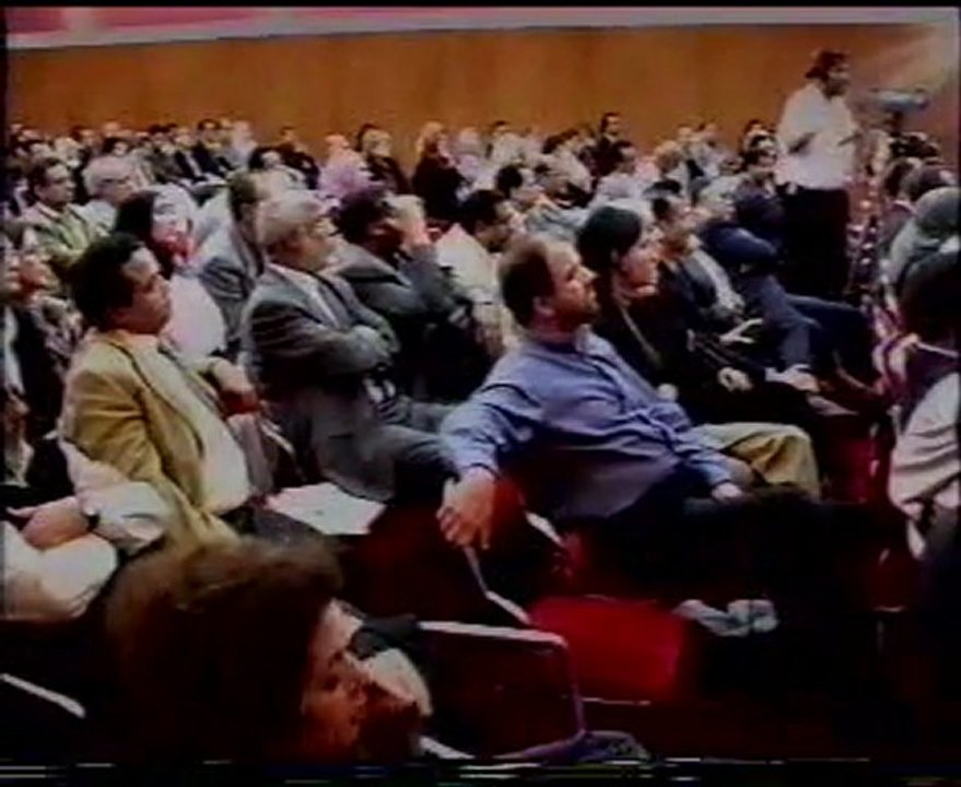 Tariq RAMADAN Le monde arabo-musulman et les médias 7/9