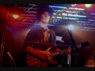 Kaponz & Spinoza PUB