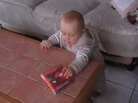 Léo aime la même chanson que tata ! (21 mars 2010)