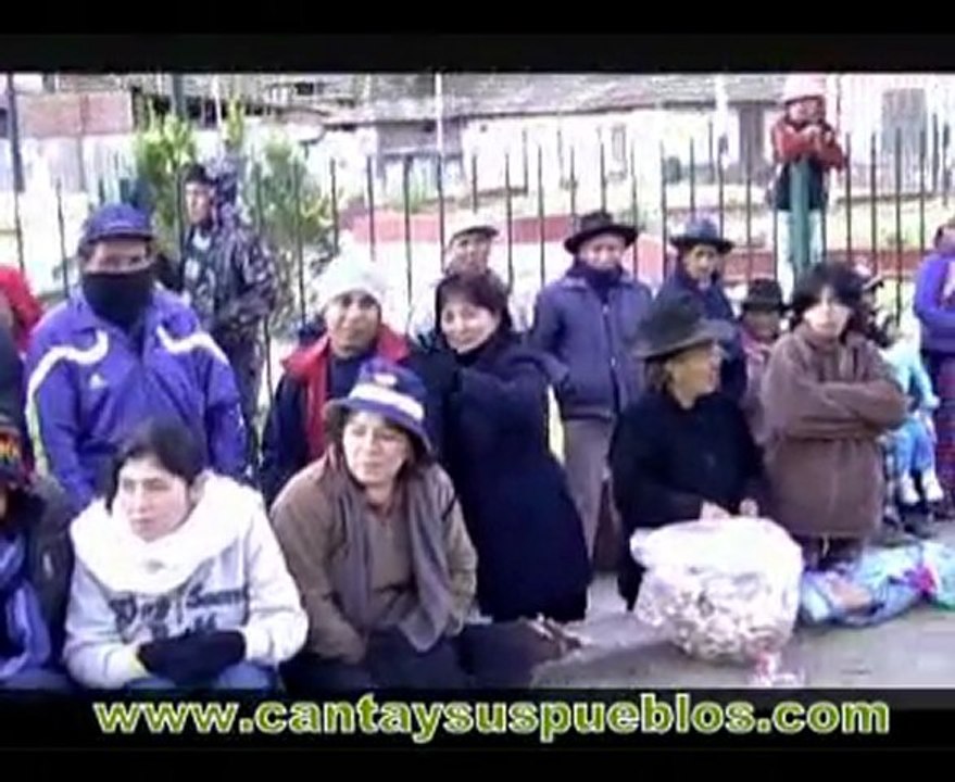 Rodeo tradicional  en el pueblo de  HUAROS CANTA LIMA PERU