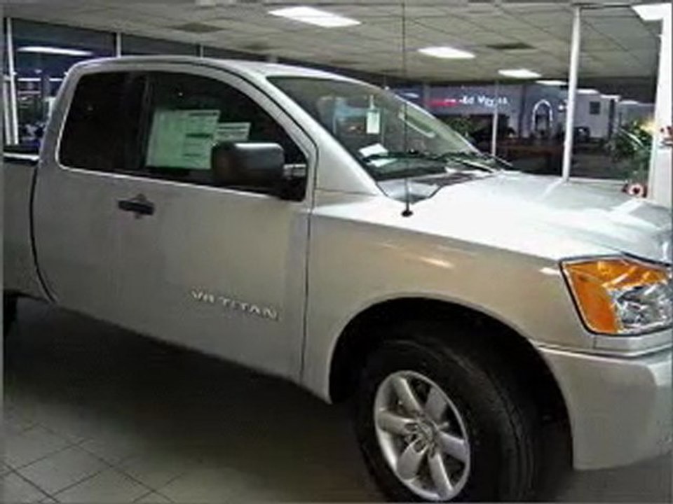 2010 Nissan Titan Marietta GA - by EveryCarListed.com